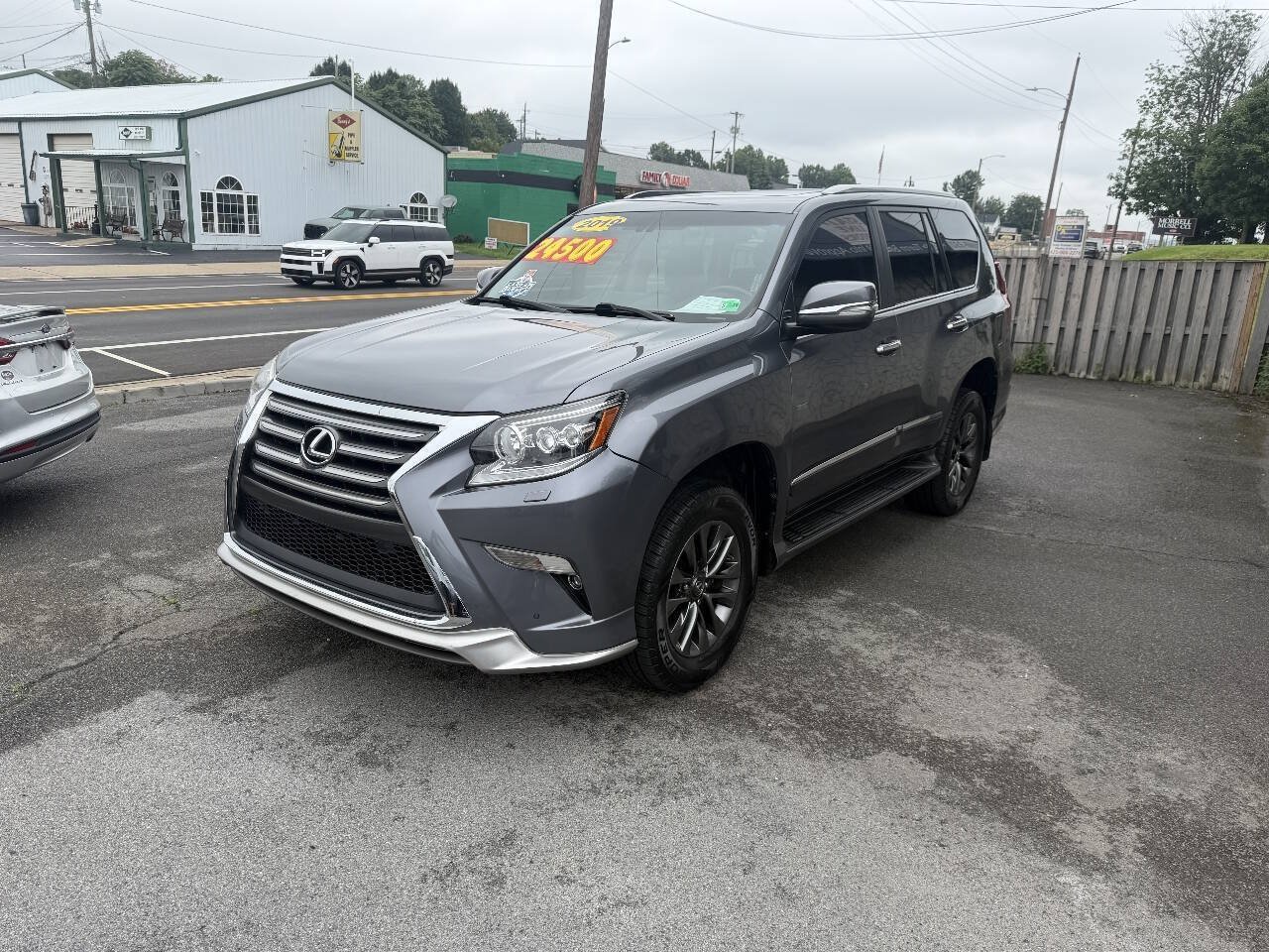 Used 2019 Lexus GX 460 Premium AWD/4WD image 2