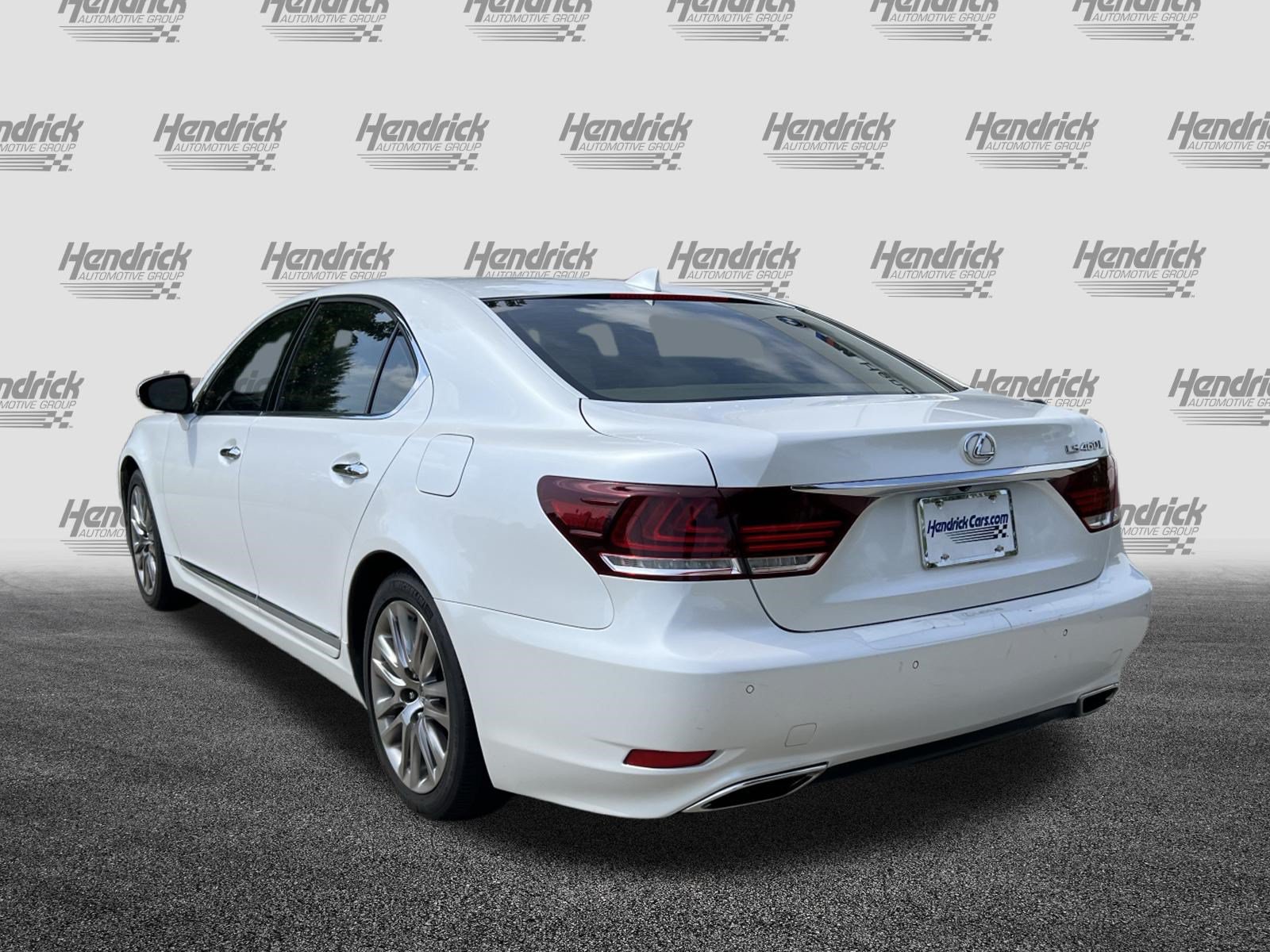 Used 2017 Lexus LS 460 L w/ Ultra Luxury Package RWD image 8