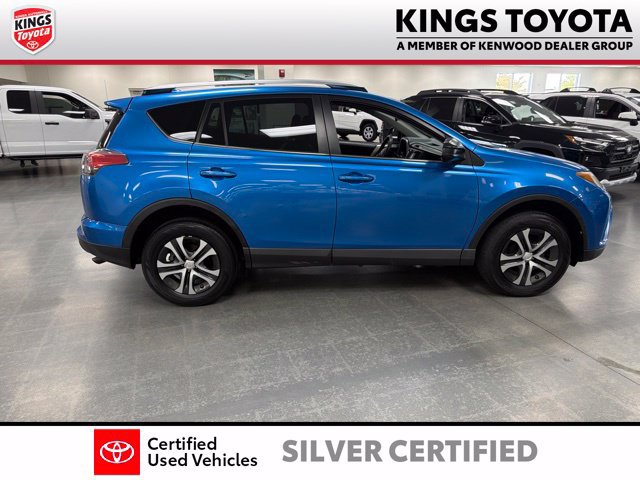 Certified 2016 Toyota RAV4 LE FWD image 9