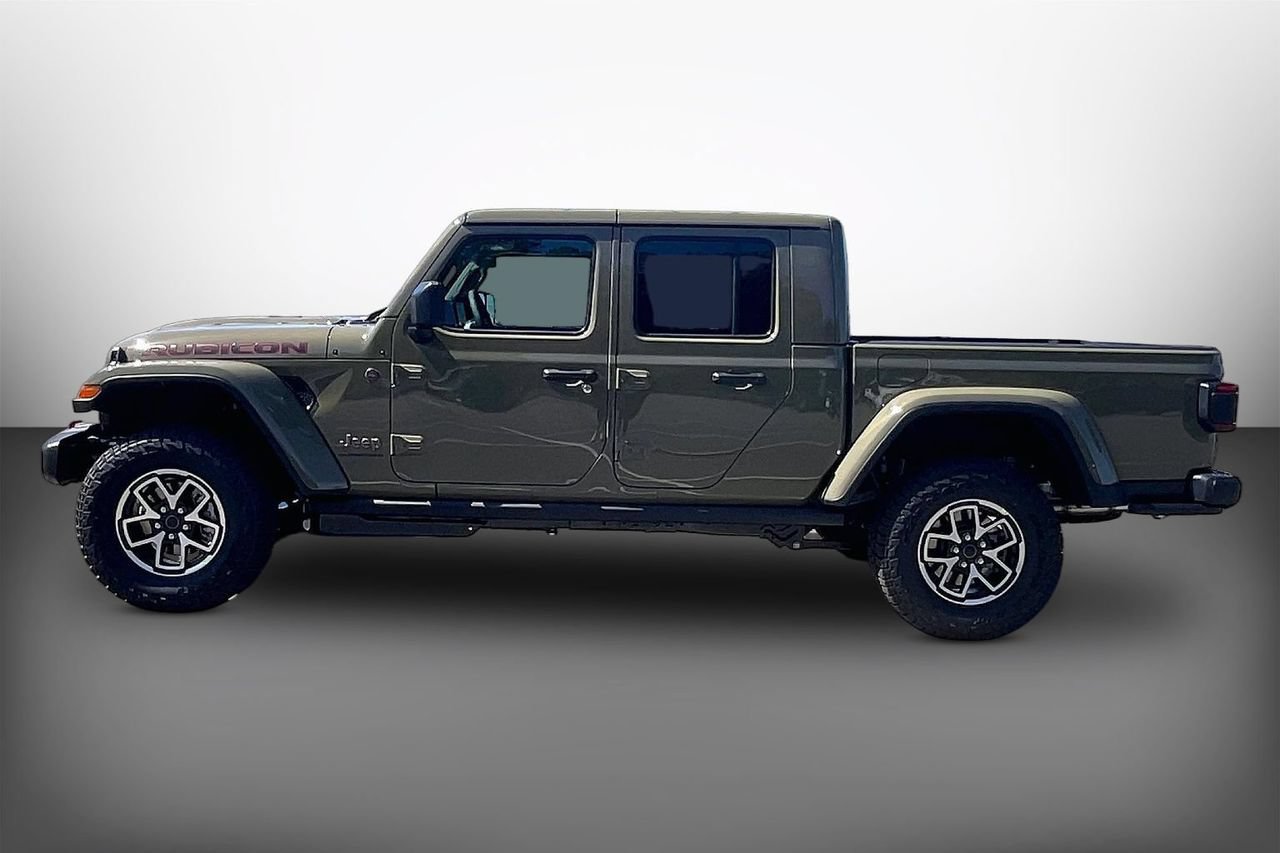 New 2026 Jeep Gladiator Rubicon w/ Steel Power Dome Hood Package AWD/4WD image 5