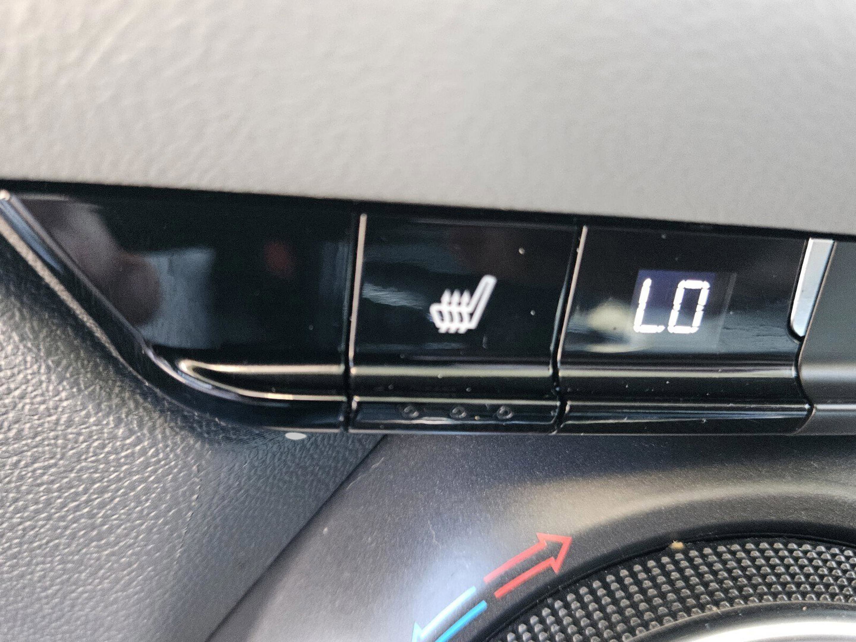 Used 2019 Chevrolet Blazer LT image 29