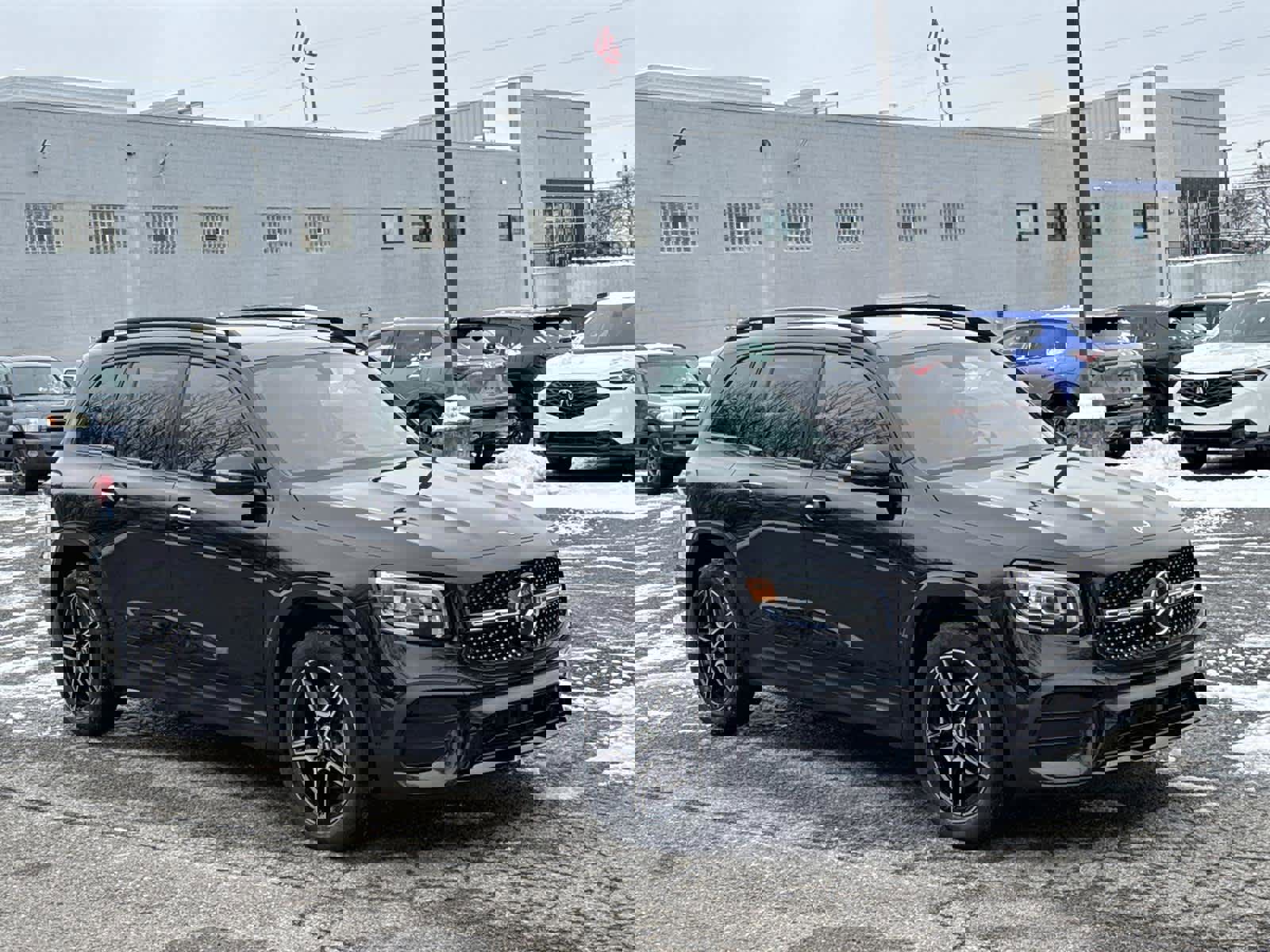 Used 2022 Mercedes-Benz GLB 250 4MATIC image 7