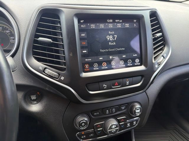 Used 2021 Jeep Cherokee Latitude Lux w/ Comfort/Convenience Group FWD image 31