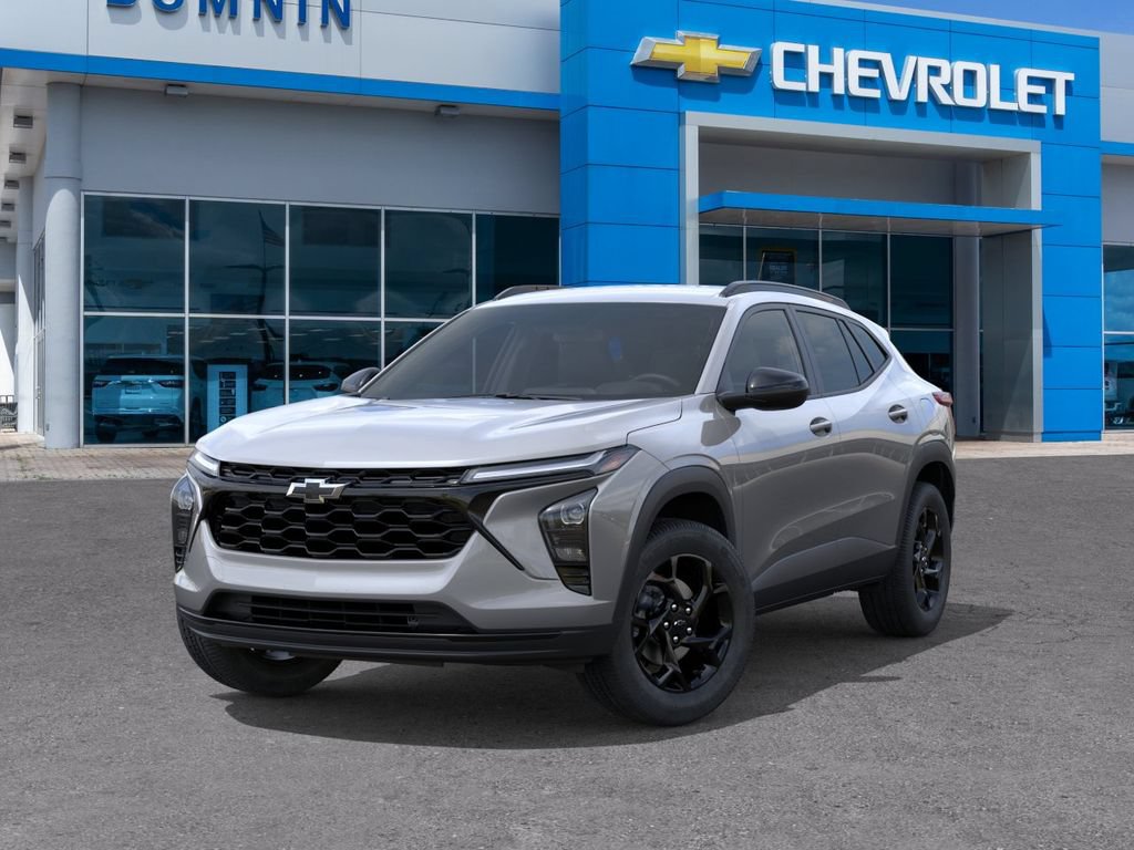 New 2026 Chevrolet Trax LT w/ Midnight Edition FWD image 7