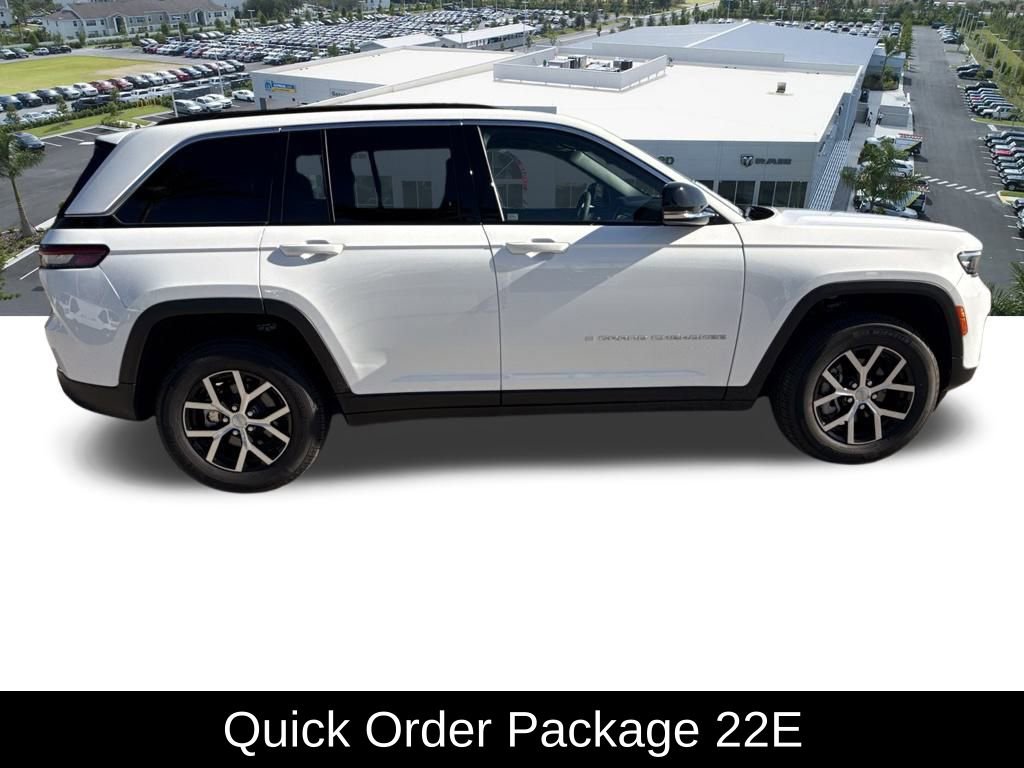 Certified 2025 Jeep Grand Cherokee Limited image 3