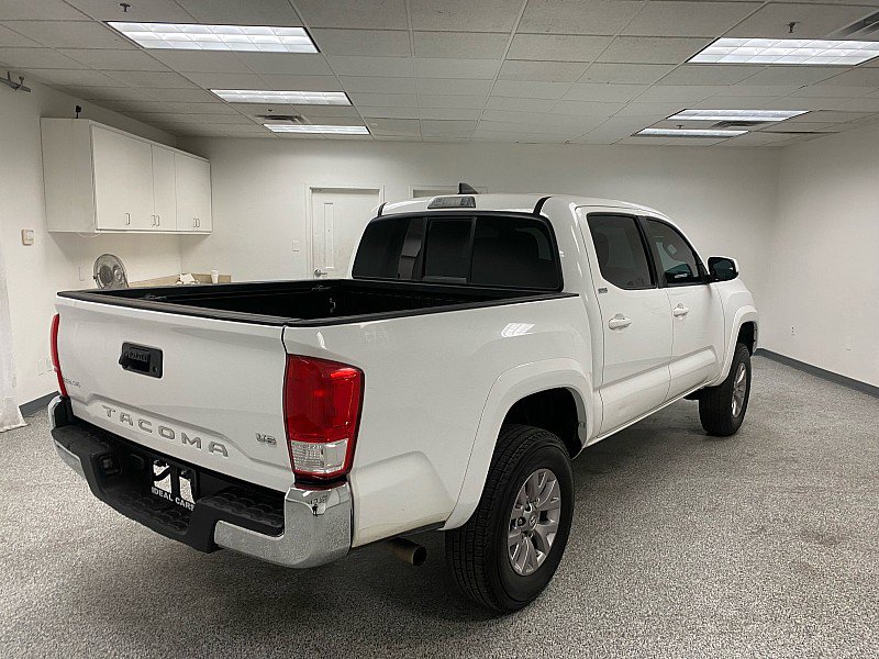 Used 2016 Toyota Tacoma SR5 w/ SR5 Appearance Package (SN) RWD image 5