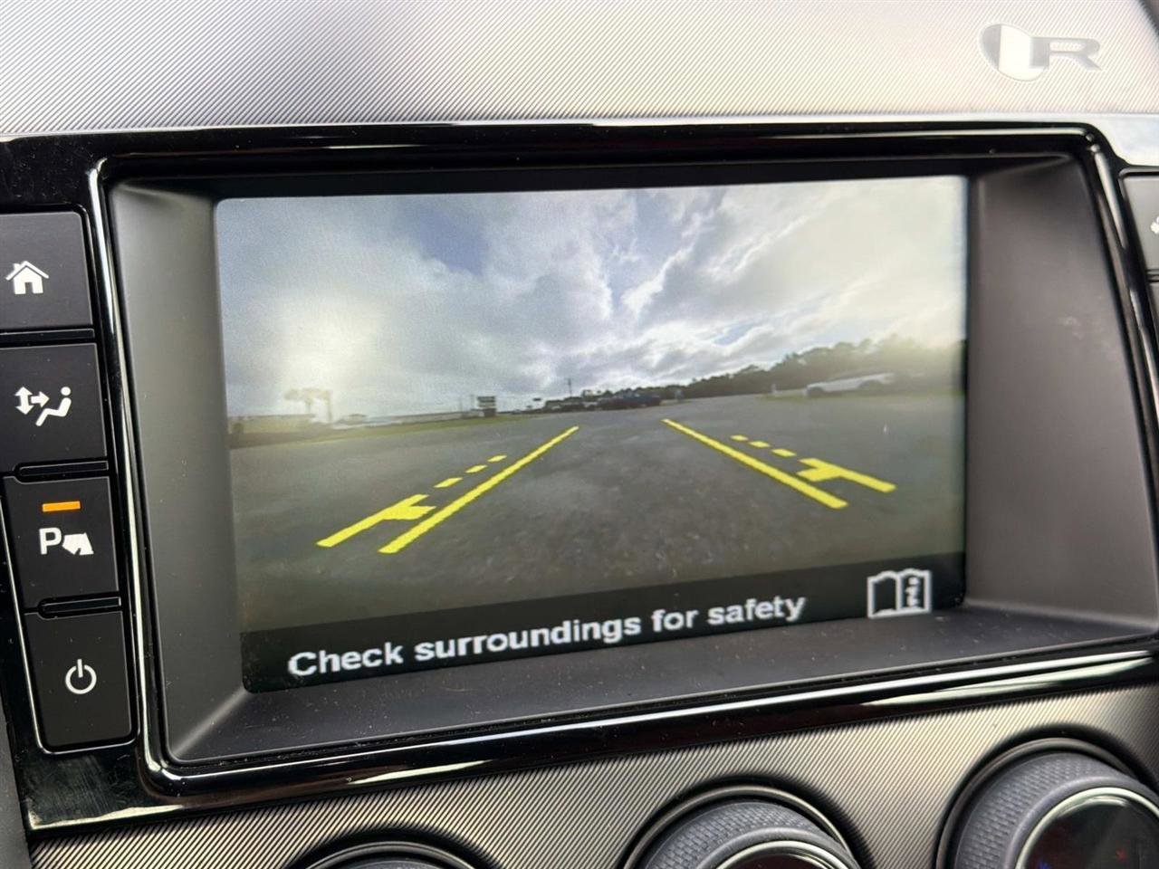 Used 2017 Jaguar F-TYPE R image 23