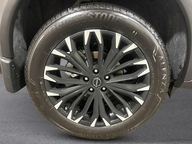New 2026 Nissan Rogue Dark Armor AWD/4WD image 9