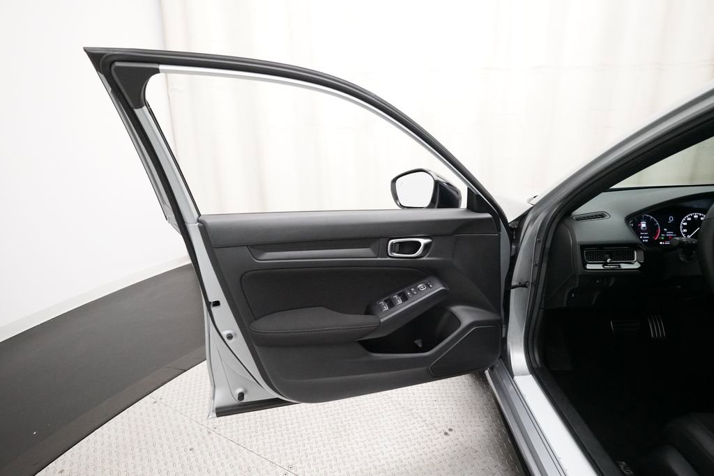 Certified 2025 Honda Civic Sport image 27