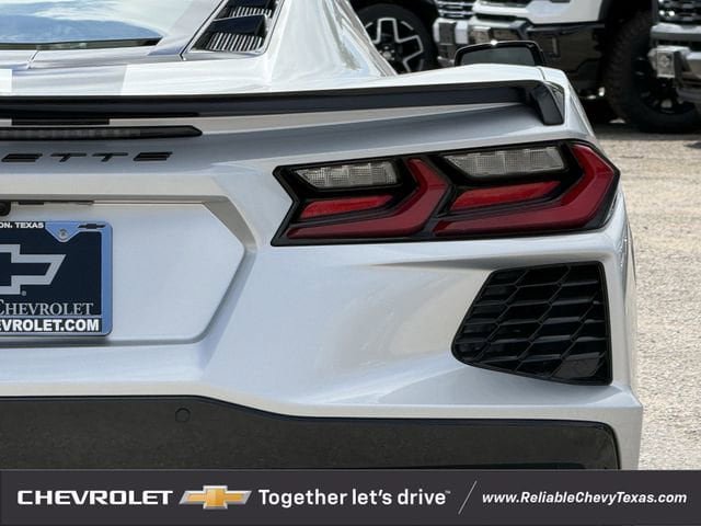 New 2026 Chevrolet Corvette Stingray Premium Cpe w/ Stealth Interior Trim Package RWD image 9