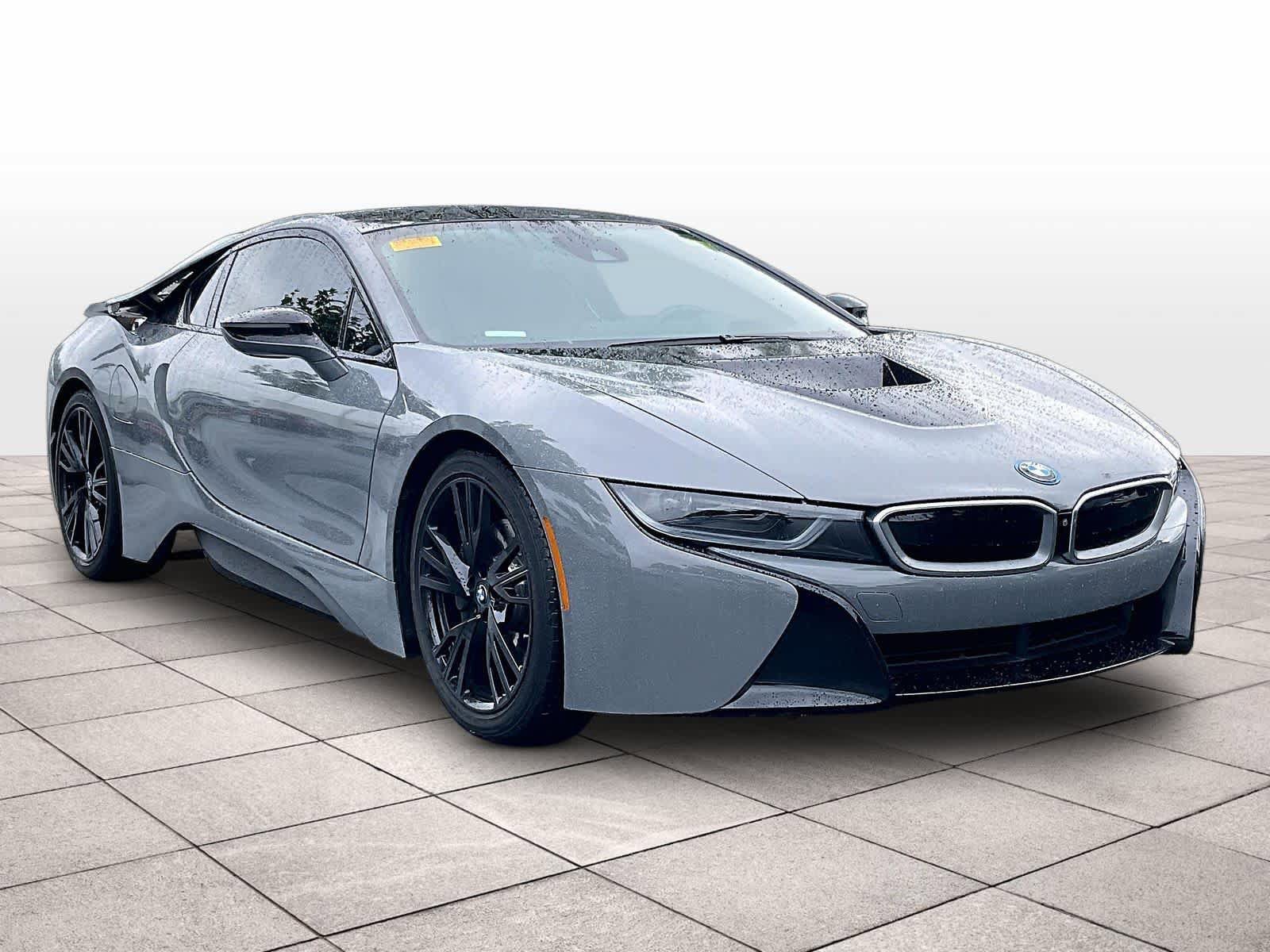 Used 2017 BMW i8 image 2