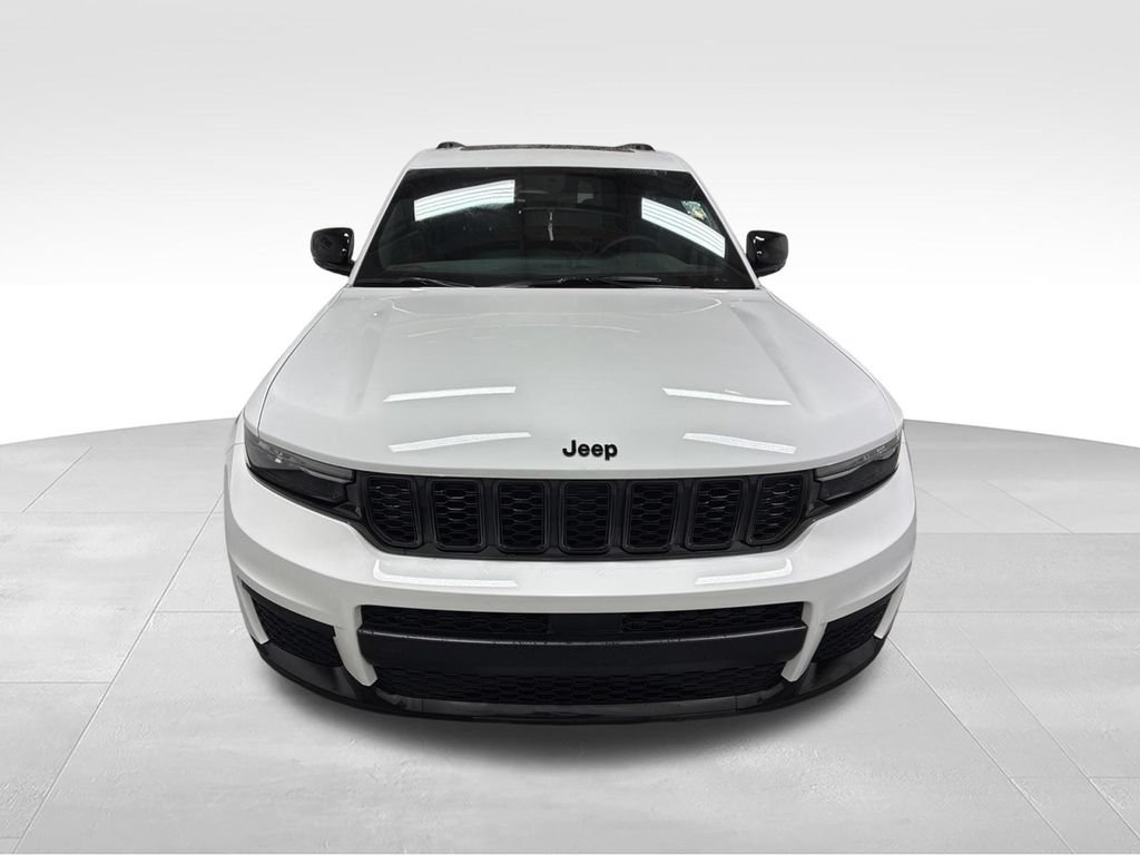 Used 2025 Jeep Grand Cherokee L Altitude AWD/4WD video 2