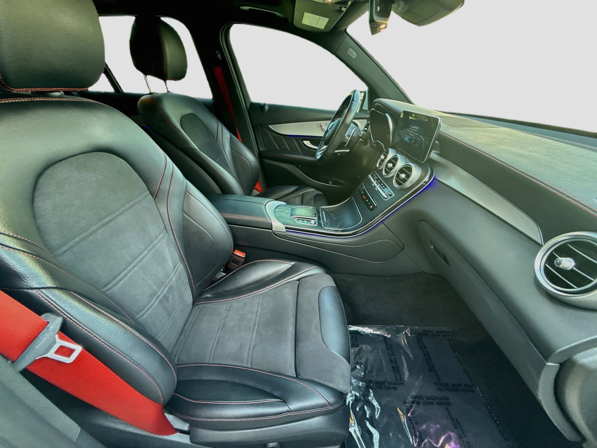 Used 2022 Mercedes-Benz GLC 43 AMG 4MATIC image 31