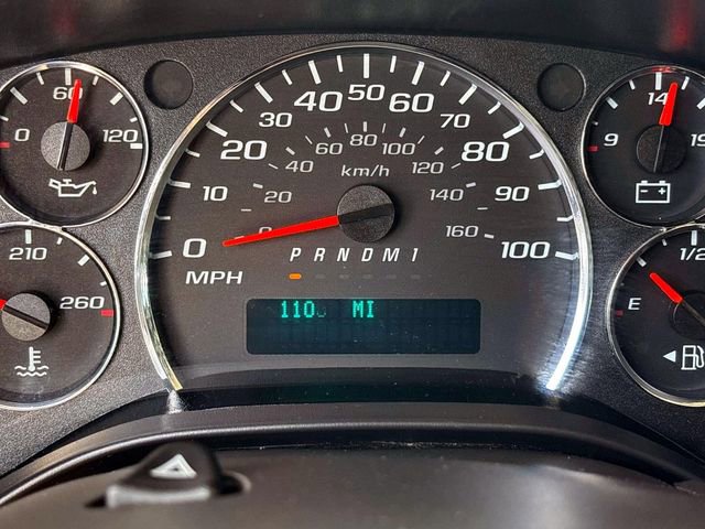 Used 2024 Chevrolet Express 2500 w/ Driver Convenience Package RWD image 17