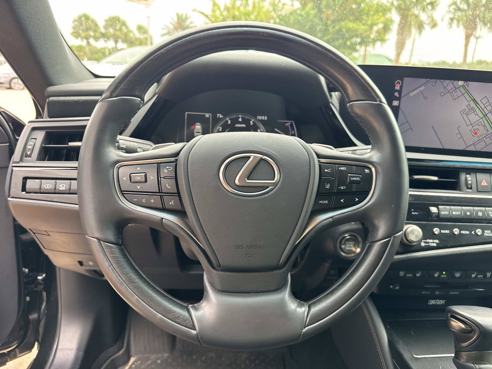 Certified 2022 Lexus ES 350 Ultra Luxury w/ Accessory Package 2 FWD image 59
