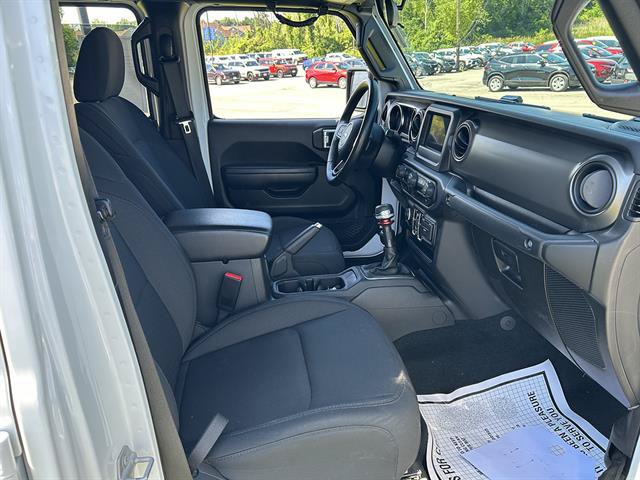 Used 2022 Jeep Gladiator Sport AWD/4WD image 31