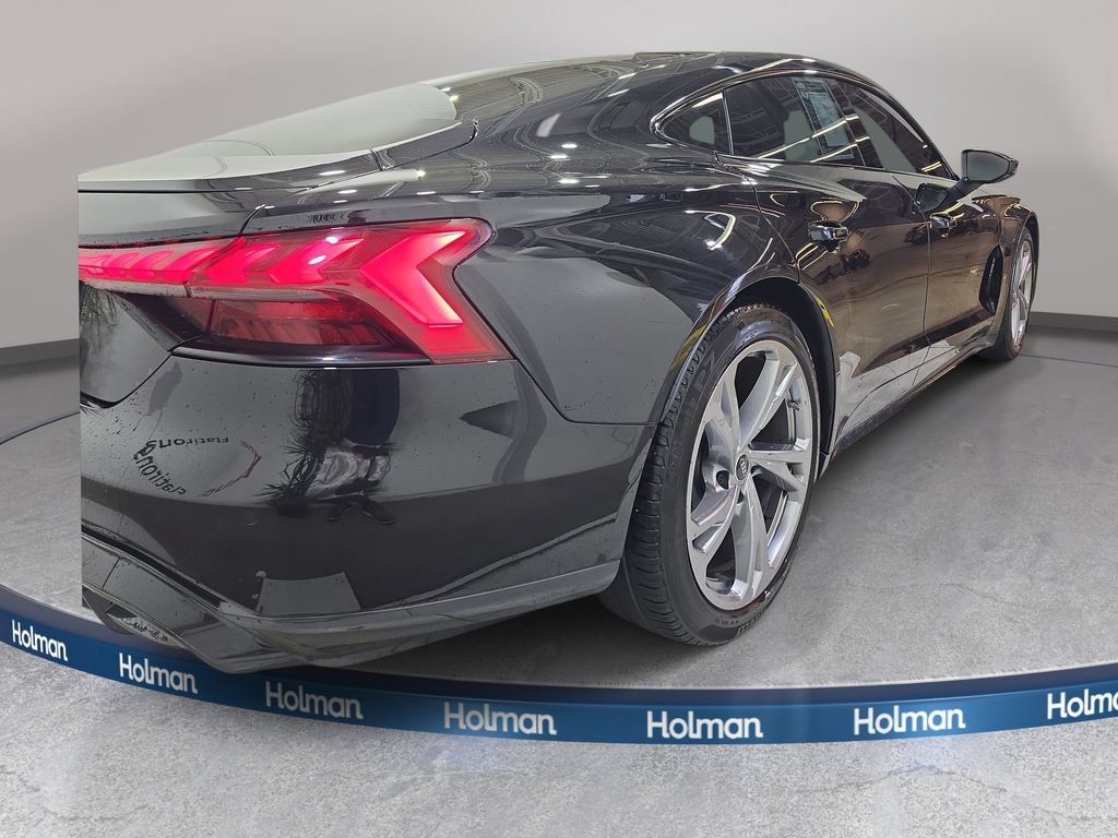 Used 2022 Audi e-tron GT Premium Plus AWD/4WD image 6