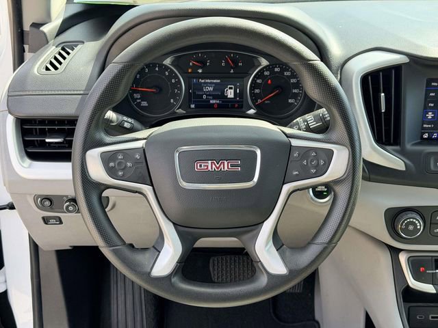 Used 2024 GMC Terrain SLE image 17