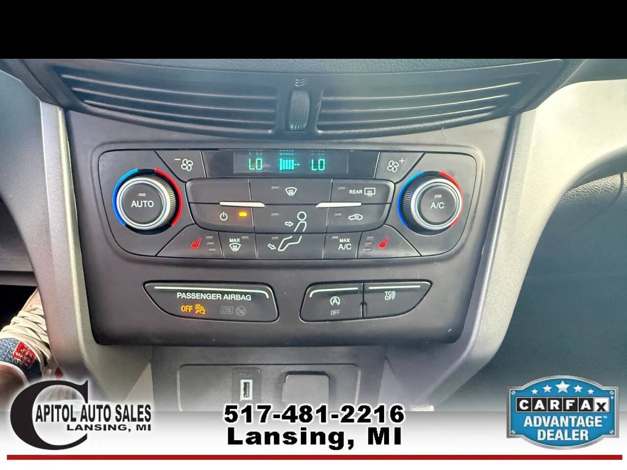 Used 2018 Ford Escape SE w/ SE Sync 3 Package AWD/4WD image 23