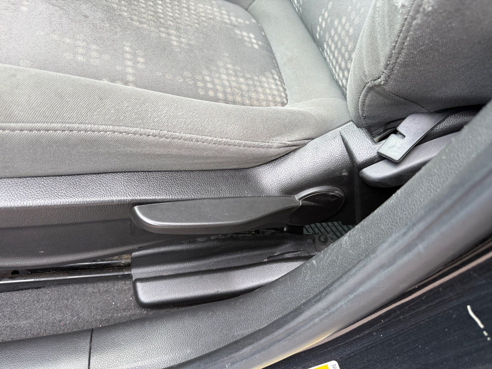 Used 2020 Chevrolet Sonic LT FWD image 14