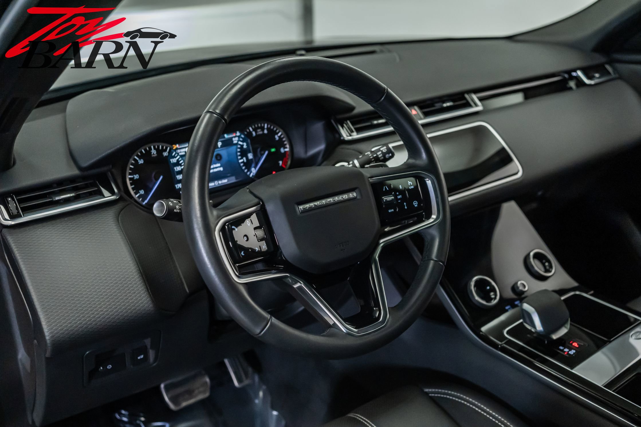 Used 2023 Land Rover Range Rover Velar R-Dynamic S image 29