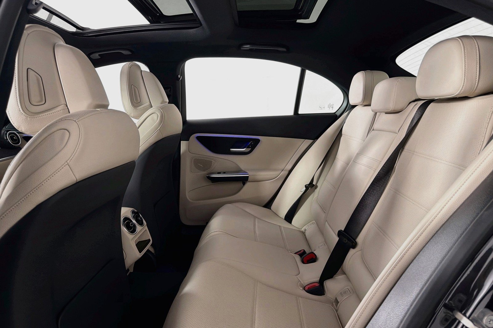 New 2026 Mercedes-Benz C 300 Sedan image 7