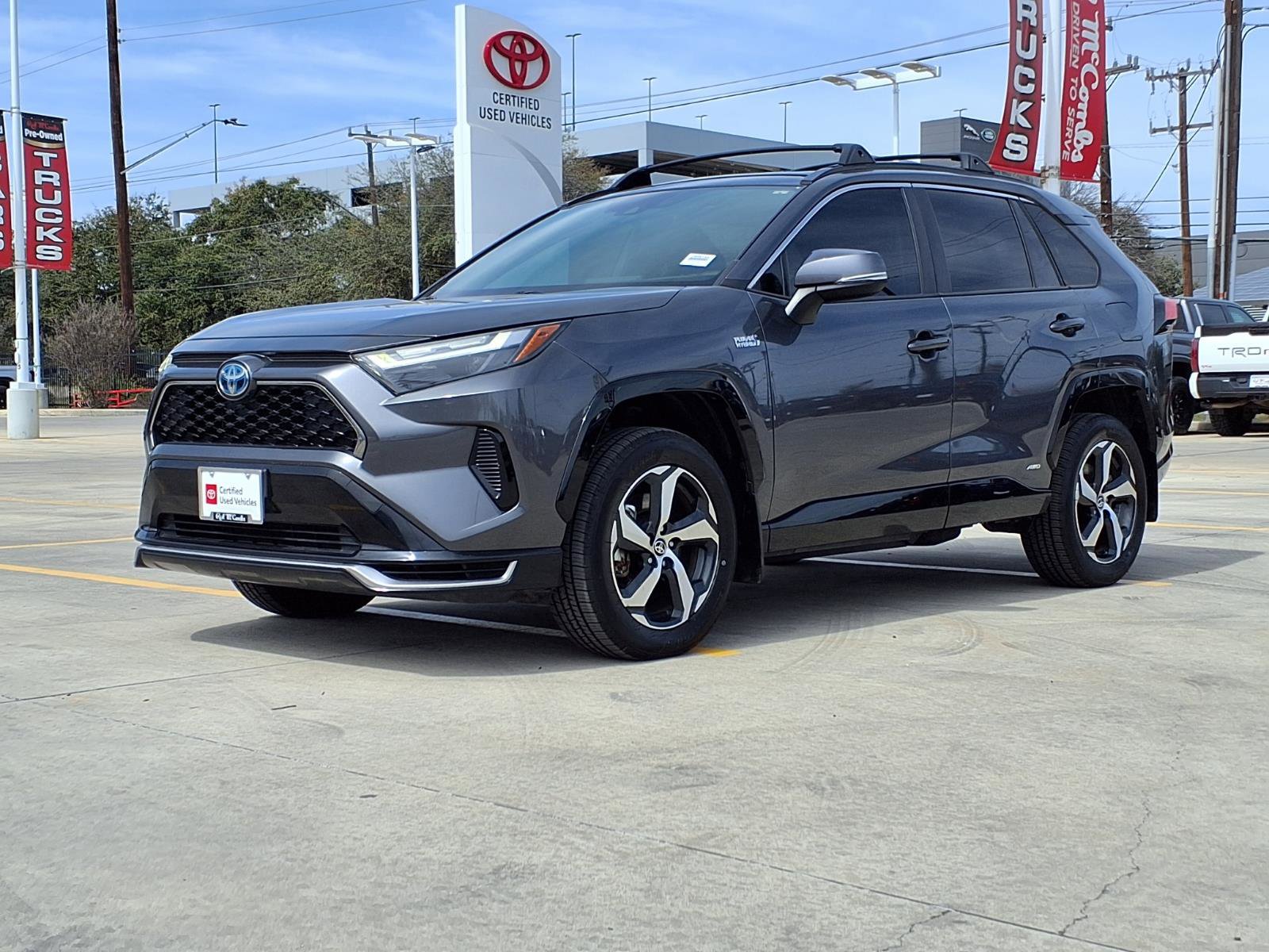 Certified 2022 Toyota RAV4 SE w/ Weather & Moonroof Package