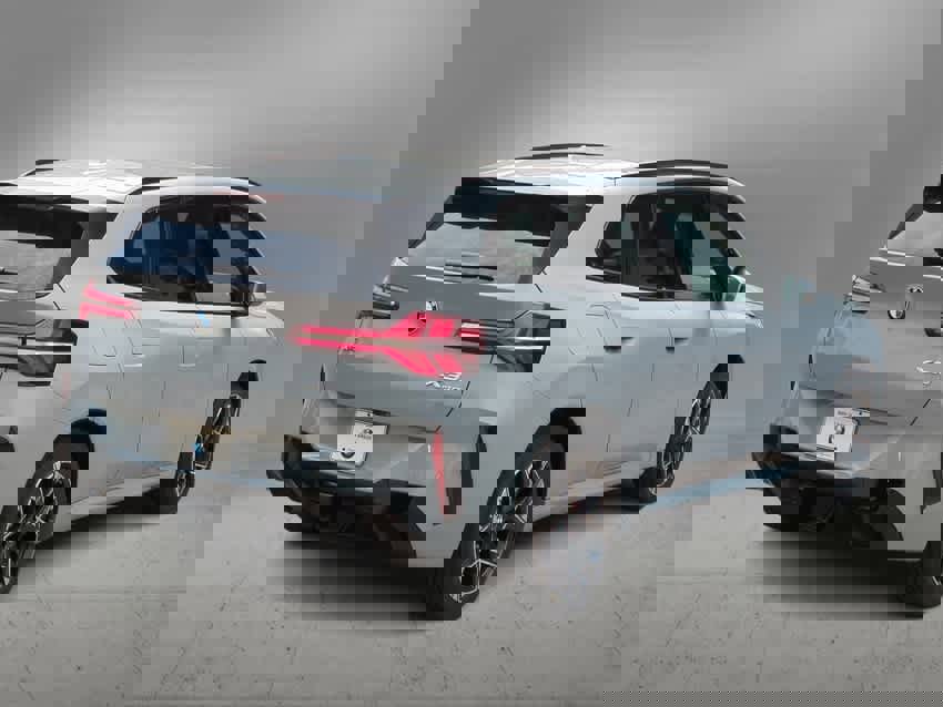 Used 2025 BMW X3 xDrive30i w/ Premium Package image 8