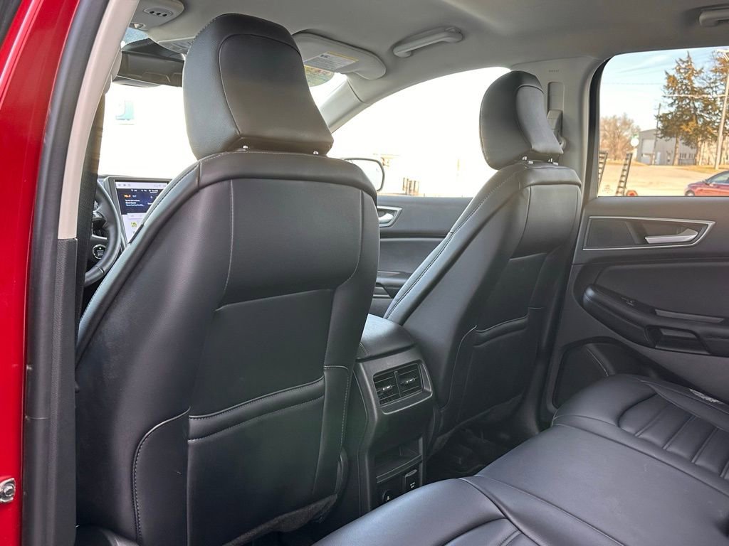 Certified 2024 Ford Edge SEL w/ Convenience Package image 13