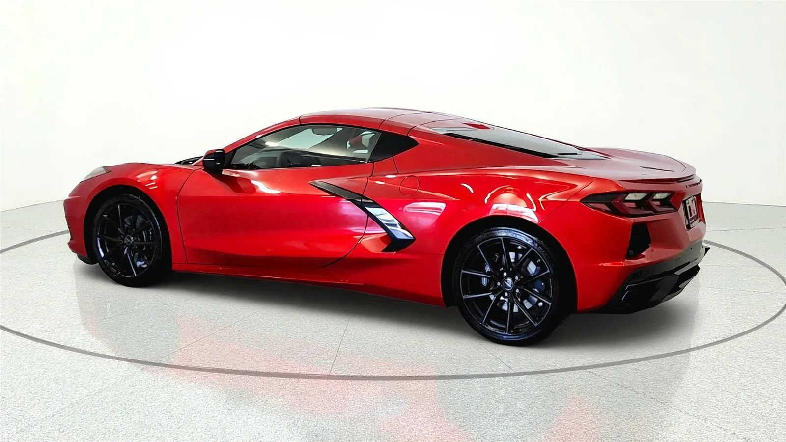 New 2027 Chevrolet Corvette Stingray Coupe w/ 1LT RWD image 4