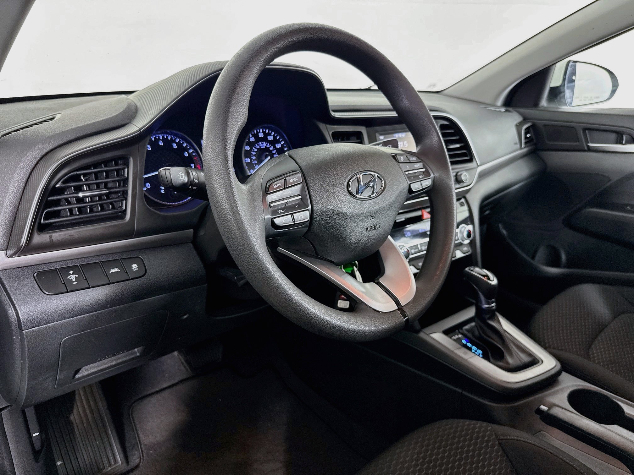Used 2020 Hyundai Elantra SE w/ Cargo Package (C1) FWD image 20
