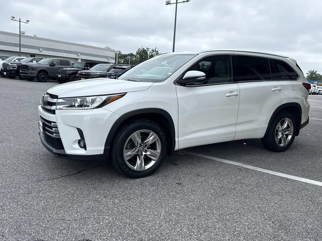 Used 2018 Toyota Highlander Limited AWD/4WD image 7