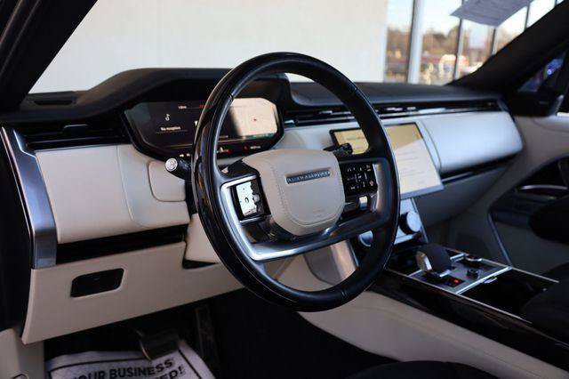 Used 2023 Land Rover Range Rover SE AWD/4WD image 15