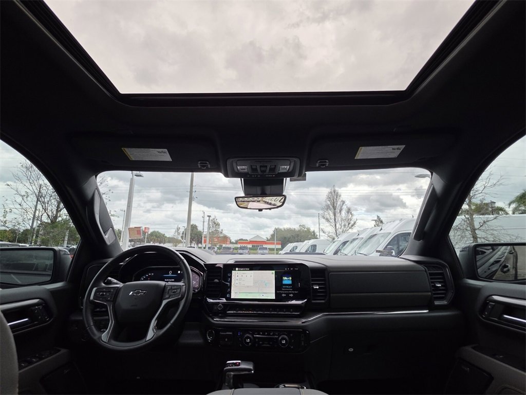 Used 2023 Chevrolet Silverado 1500 ZR2 w/ Technology Package image 19