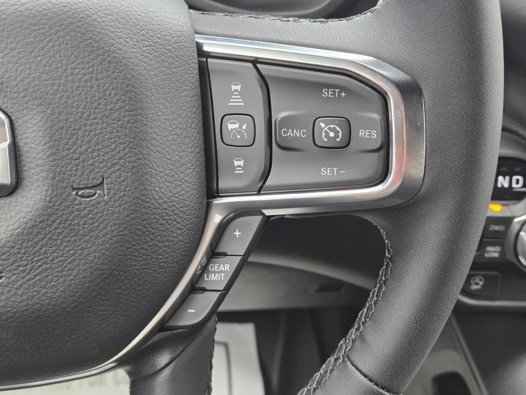 New 2026 RAM 1500 Laramie AWD/4WD image 16