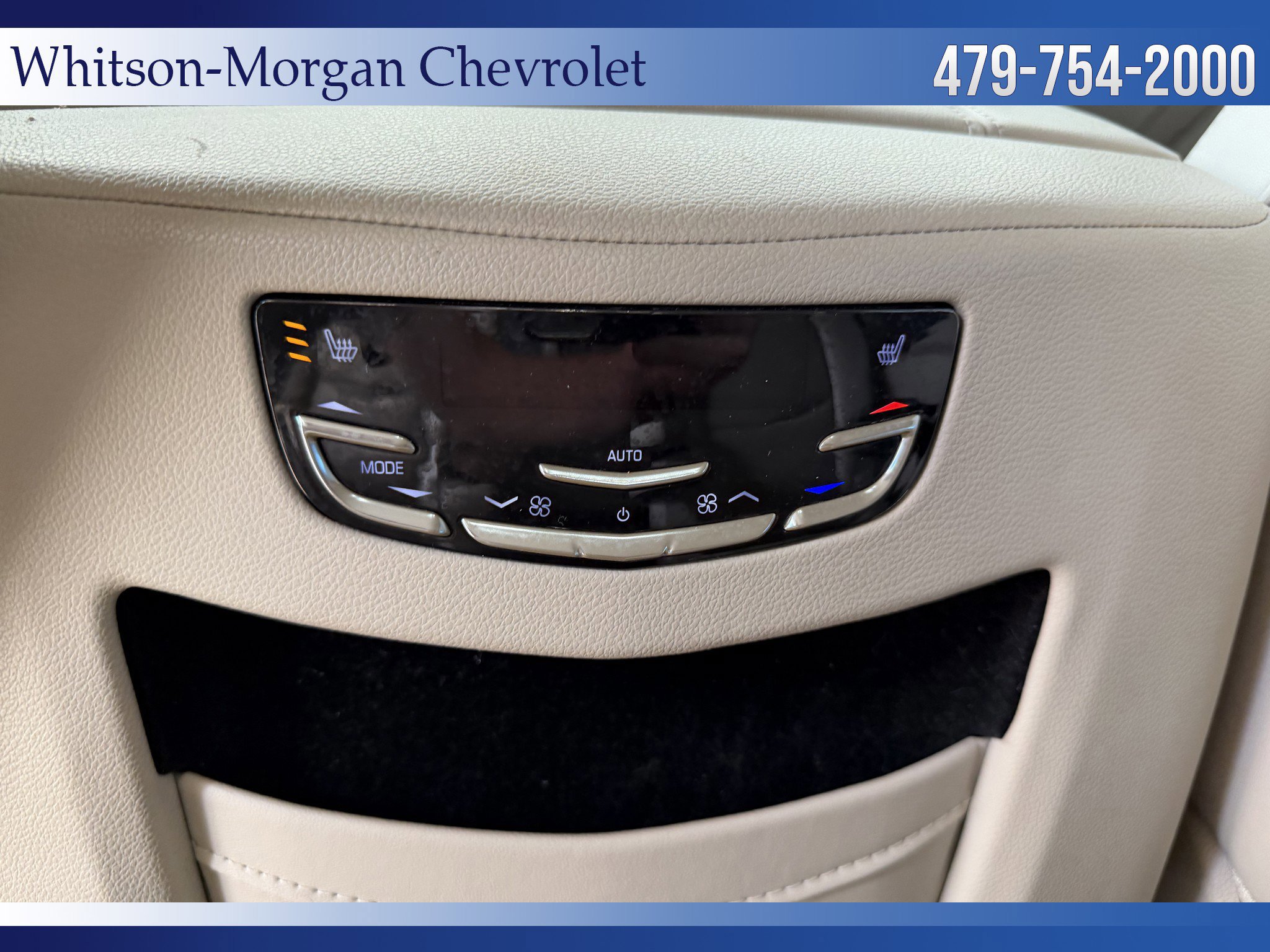 Used 2016 Cadillac Escalade ESV Luxury RWD image 35