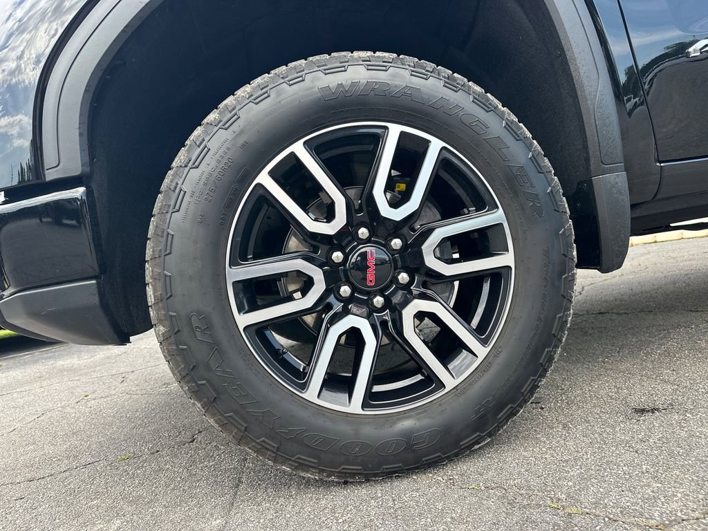 Used 2026 GMC Sierra 1500 AT4 w/ AT4 Premium Package AWD/4WD image 12