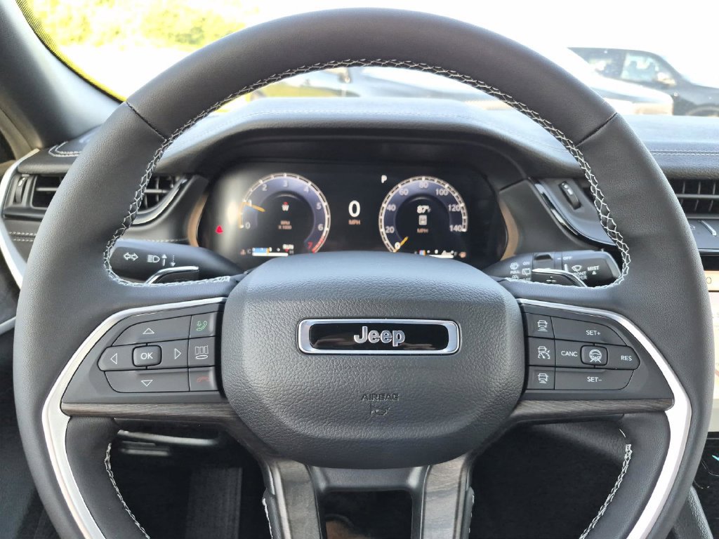 New 2026 Jeep Grand Cherokee Altitude RWD image 22