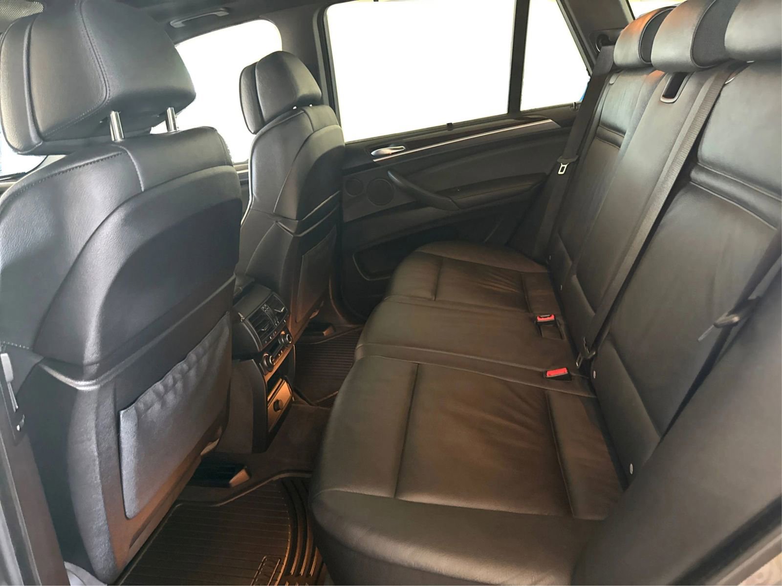 Used 2008 BMW X5 4.8i image 10