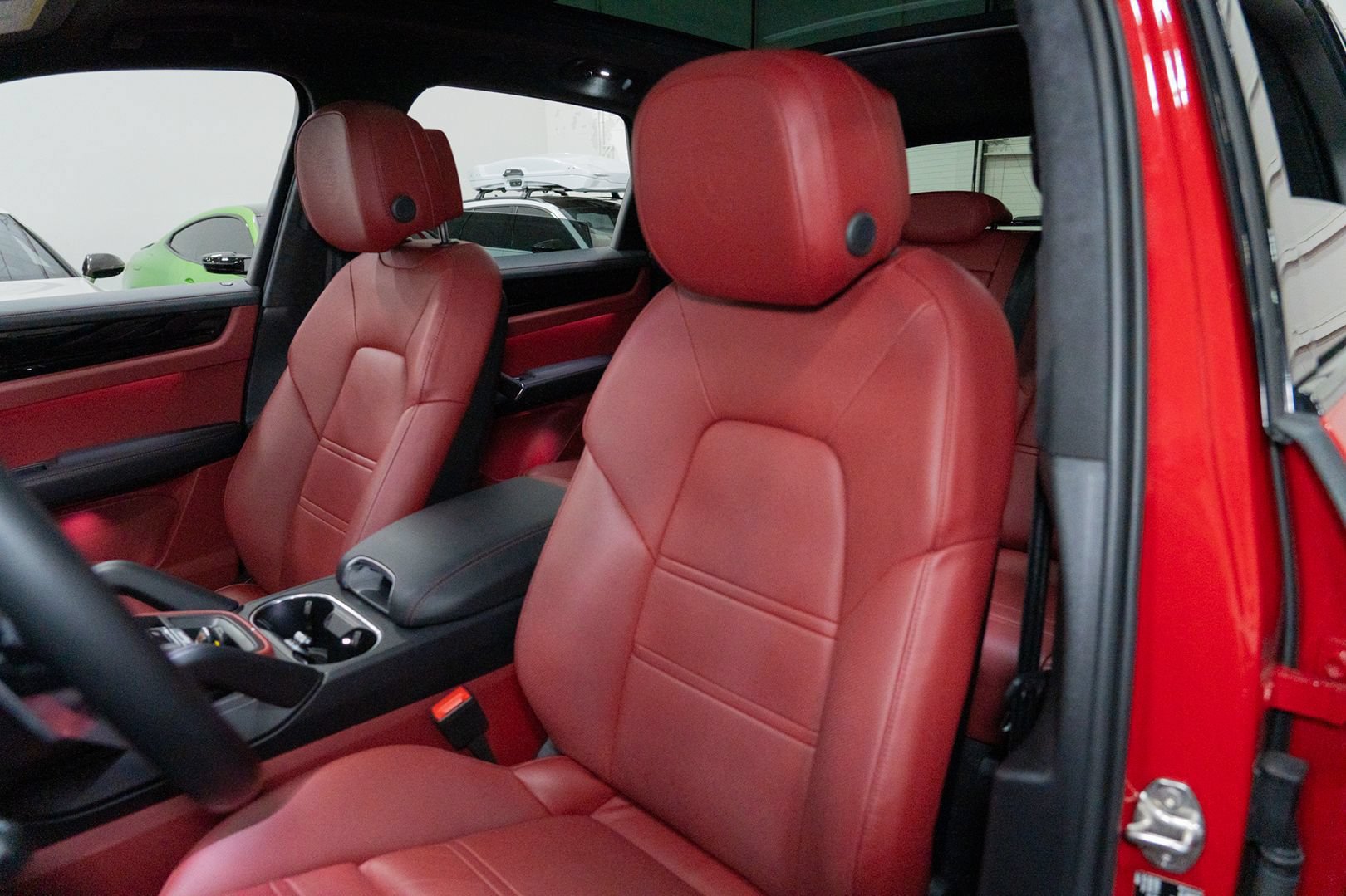 Used 2022 Porsche Cayenne E-Hybrid AWD/4WD image 21