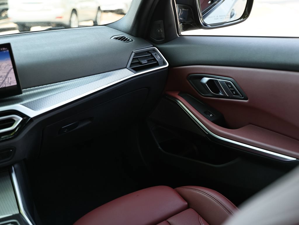Used 2023 BMW M340i xDrive AWD/4WD image 40