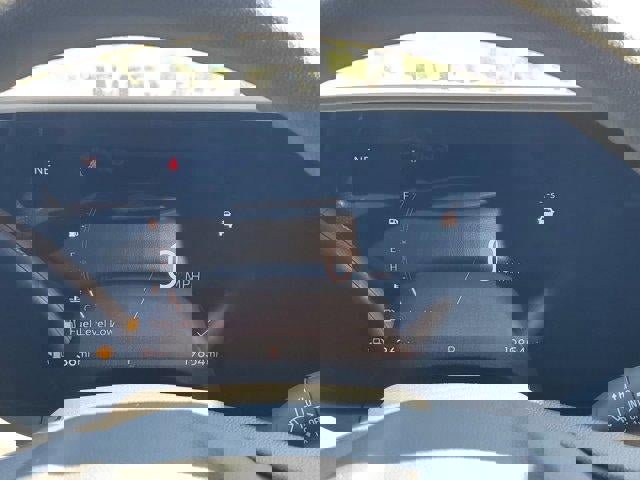 Used 2025 Buick Envista Preferred w/ Advanced Safety Package image 22