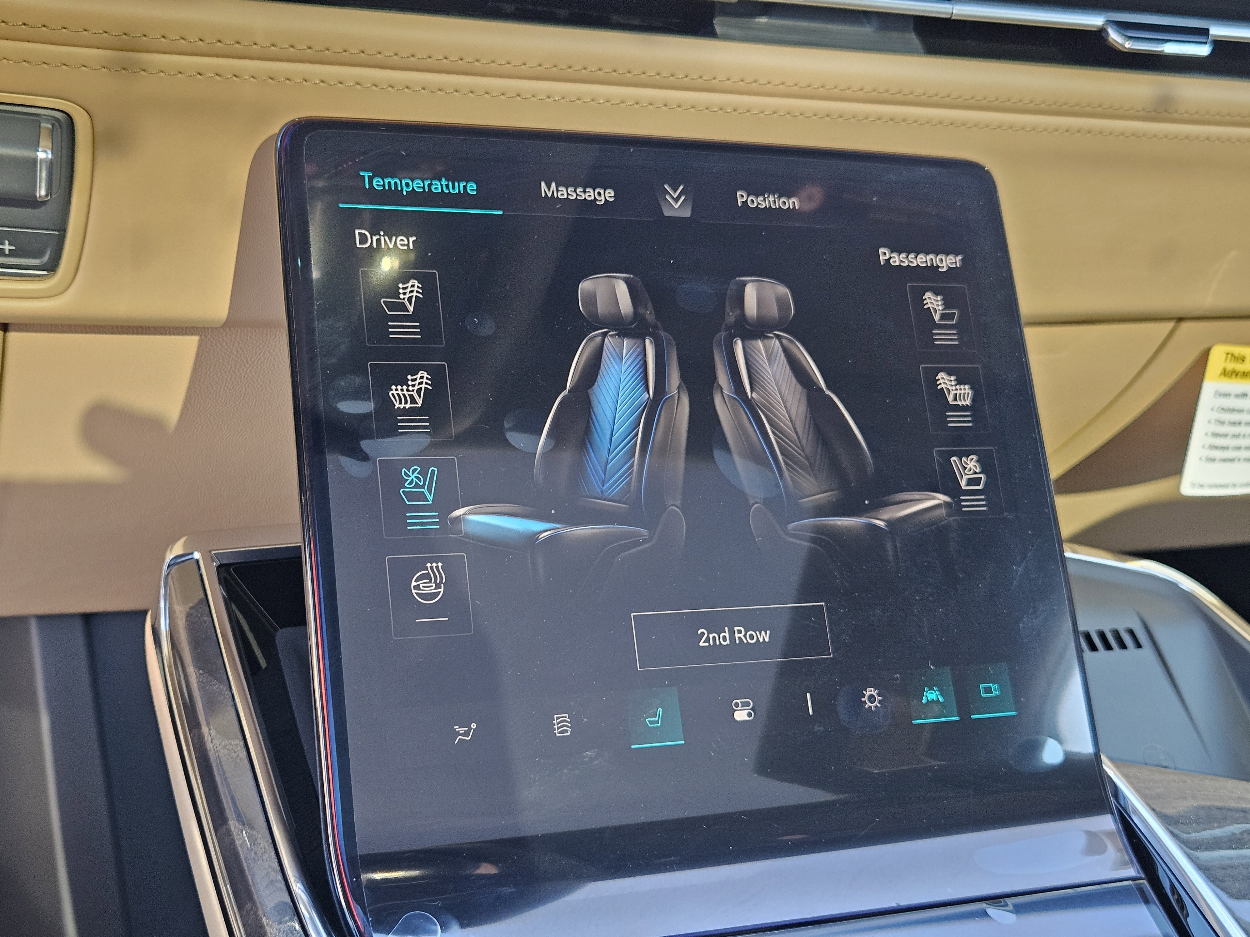 New 2026 Cadillac Escalade IQ Sport 2 w/ LPO, ONYX Package image 30