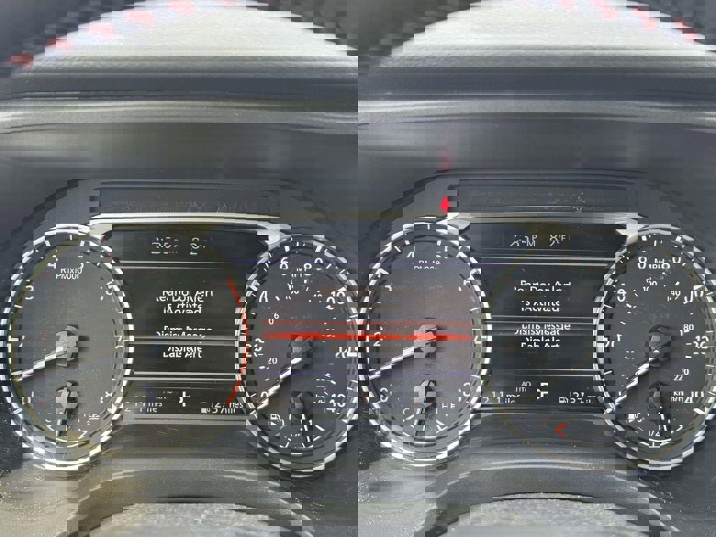 Certified 2025 Nissan Rogue SV image 14