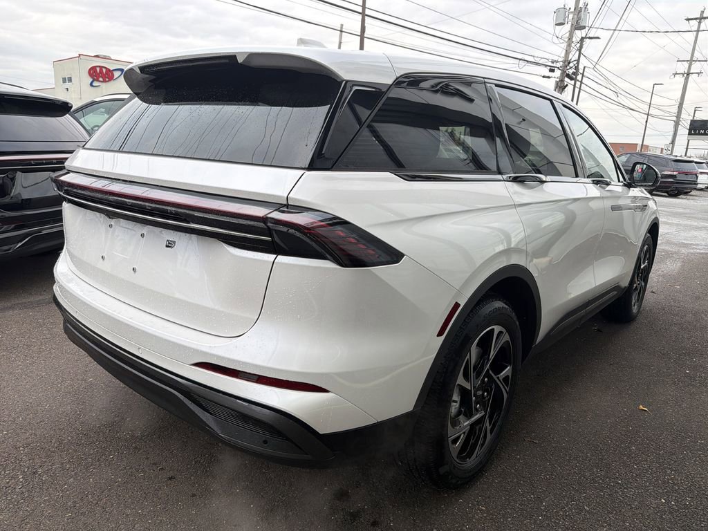 New 2026 Lincoln Nautilus Premier w/ Jet Appearance Package image 3