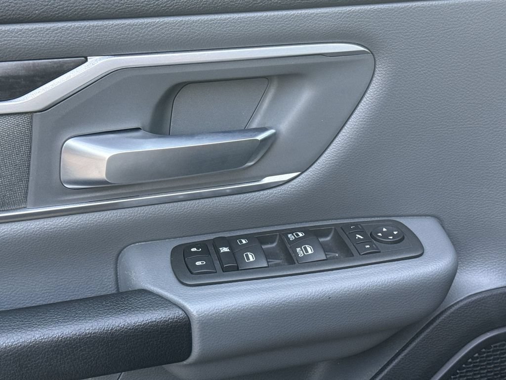 Used 2022 RAM 1500 Big Horn AWD/4WD image 15