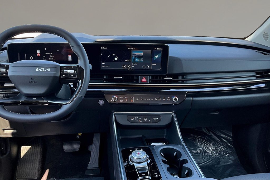 New 2027 Kia Carnival SX Prestige FWD image 6