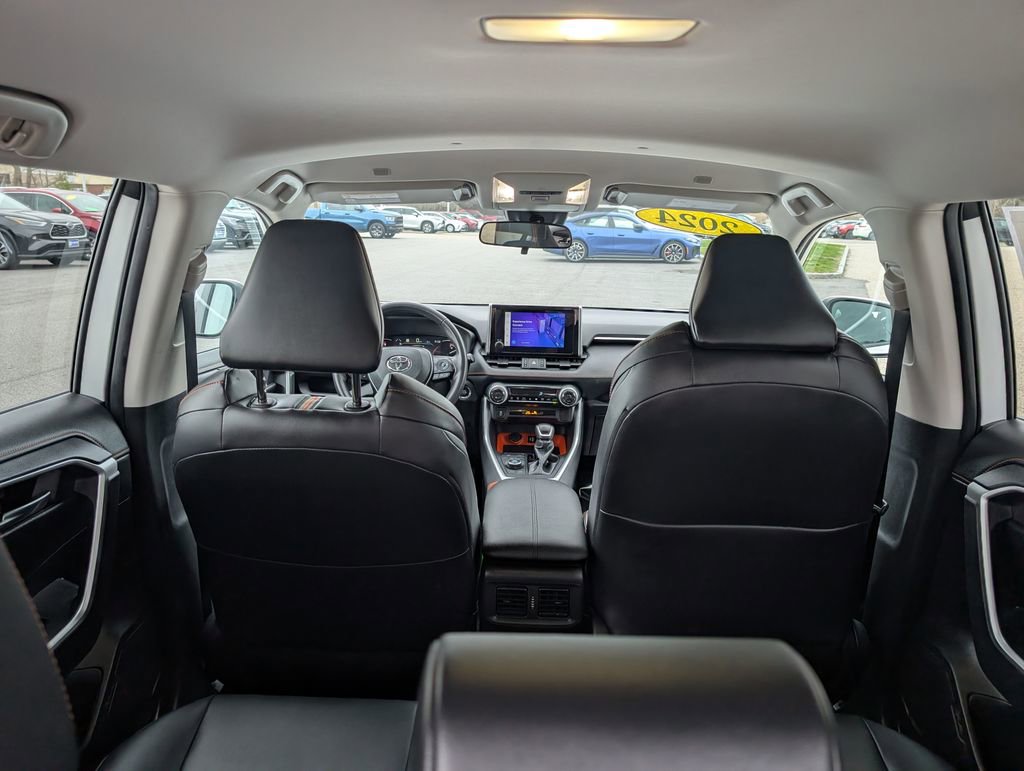 Used 2024 Toyota RAV4 Adventure AWD/4WD image 14