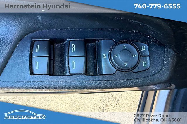 Used 2018 Chevrolet Equinox LT image 8