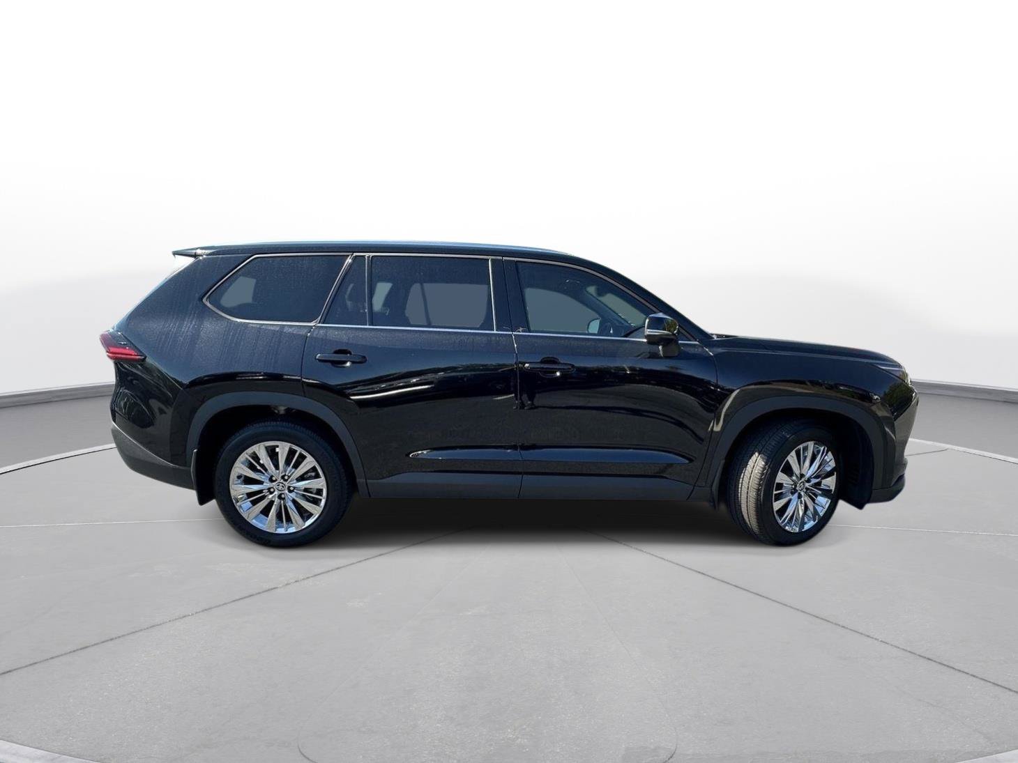 Used 2026 Toyota Grand Highlander AWD image 5